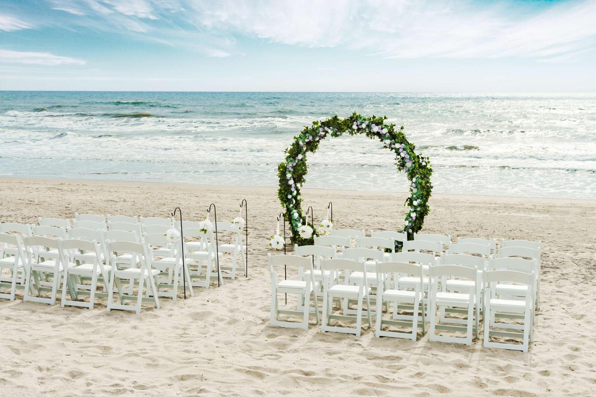 Hilton Garden Inn Cocoa Beach-Oceanfront Exterior photo